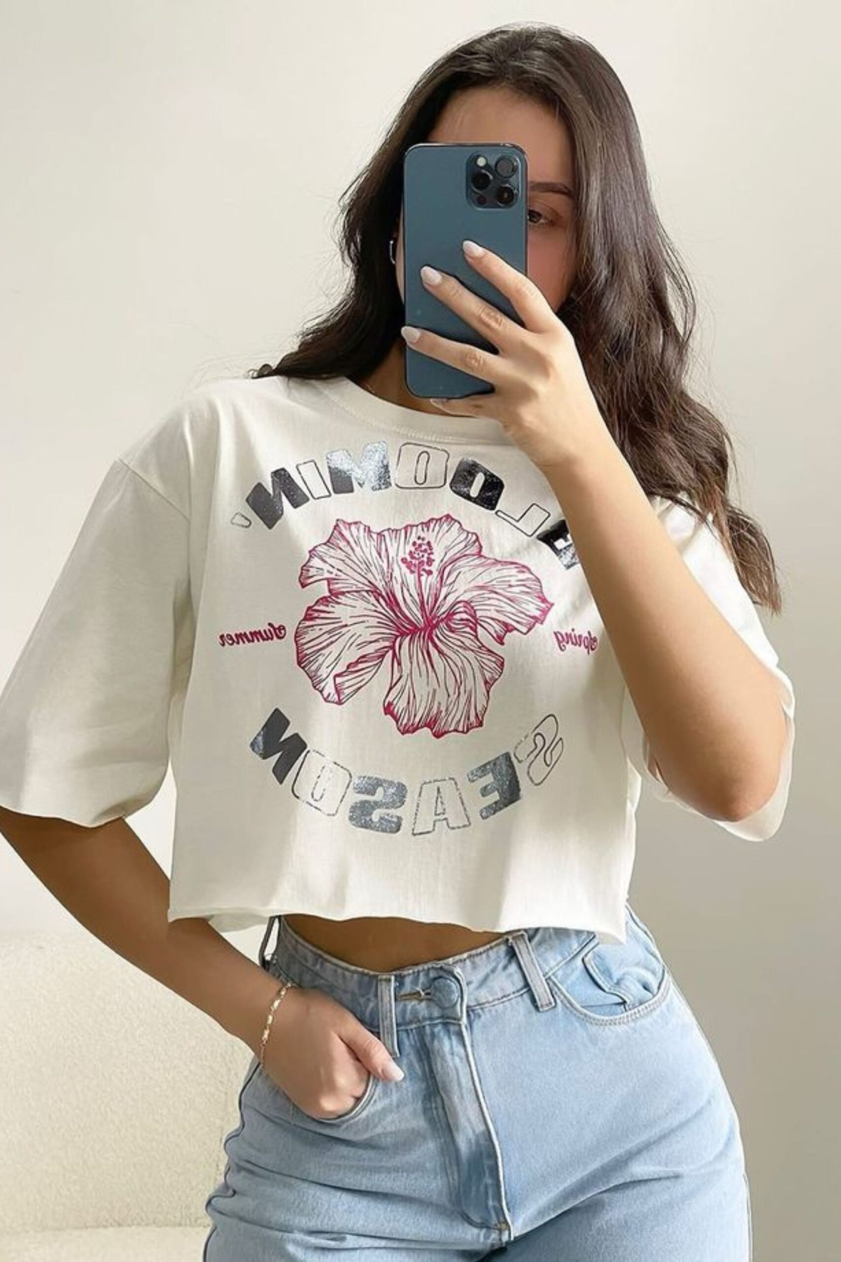 Hibiscus Bloom Boxy Crop